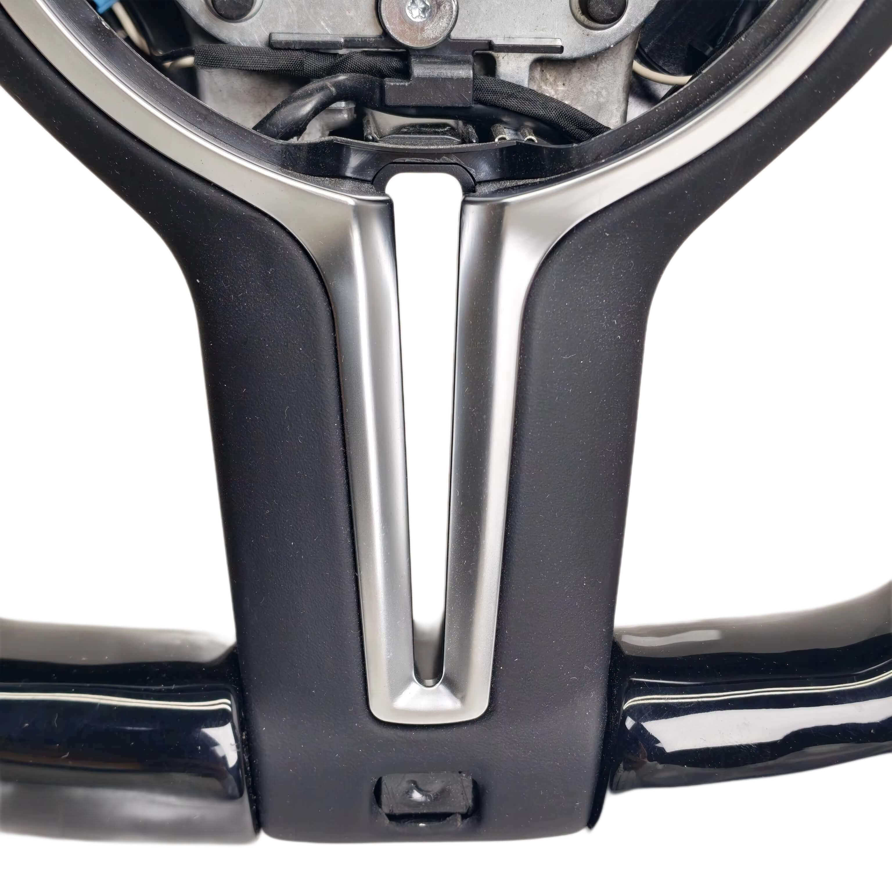 BMW - F-Serie - Sort Blank Carbon - Brun Perferted Læder - Carbonit