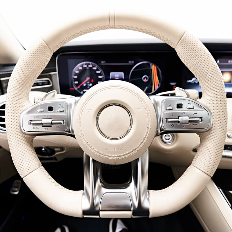 Mercedes Benz AMG - Fuld Lys Læder - Lyse Detaljer - Carbonit